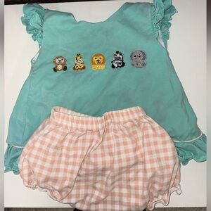 🦓🐘 Southern Darlin Smocks Zoo Embroidered Matching Set – 12/18m, Fair Conditio